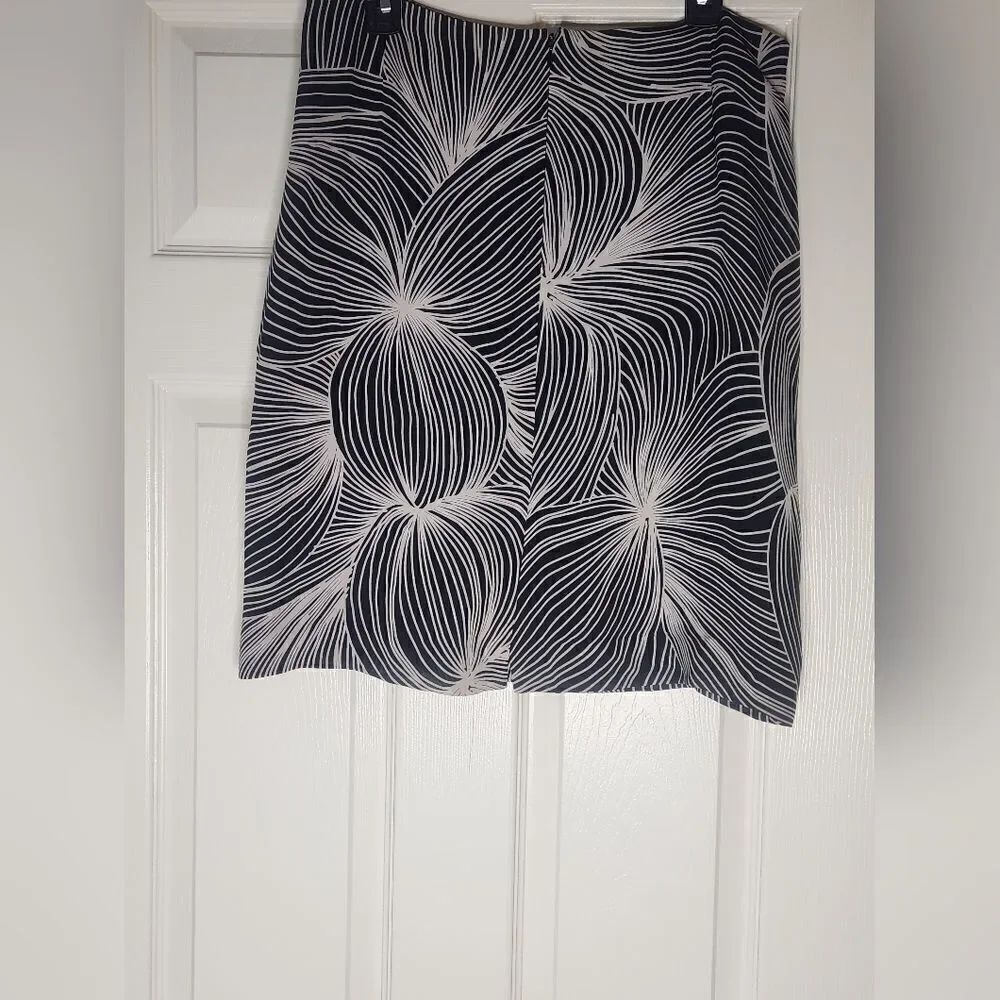 Cami International 12 Abstract Print Black White 100% SILK Lined Women Skirt